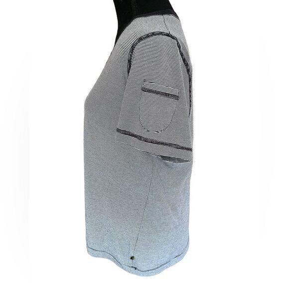 Land’s End round neck black/ white striped tee size L - Picture 3 of 5